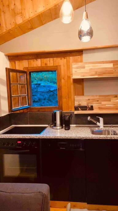 Alpine Bliss - Cozy With Panoramic Views Martigny-Combe