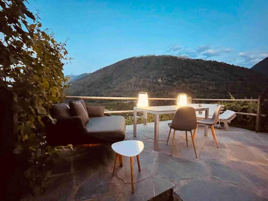 Chalet Alpine Bliss - Cozy With Panoramic Views Martigny-Combe